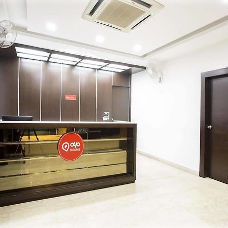 סיליגורי Oyo Rooms Near Cosmos Mall מראה חיצוני תמונה